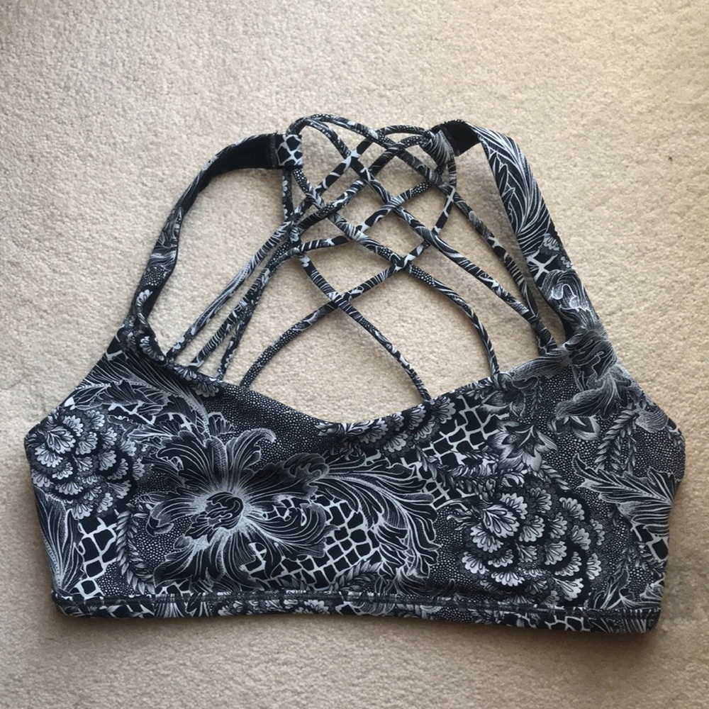 Lululemon Free To Be Wild Bra Nouveau